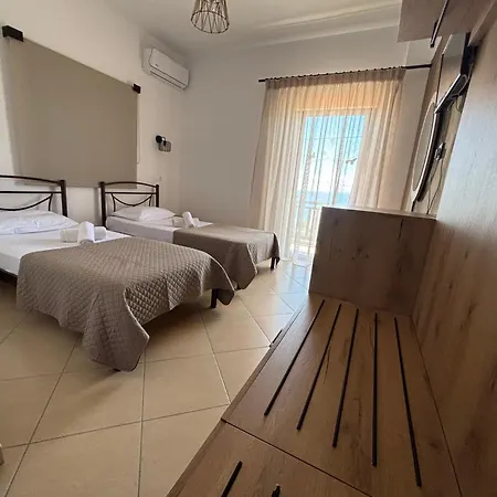 Avra Szálloda *